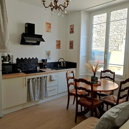 Neuf En Centre-ville L'affiche Apartman Chaumont