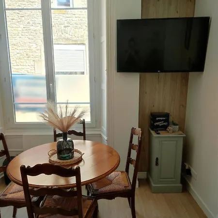Apartman Neuf En Centre-ville L'affiche
